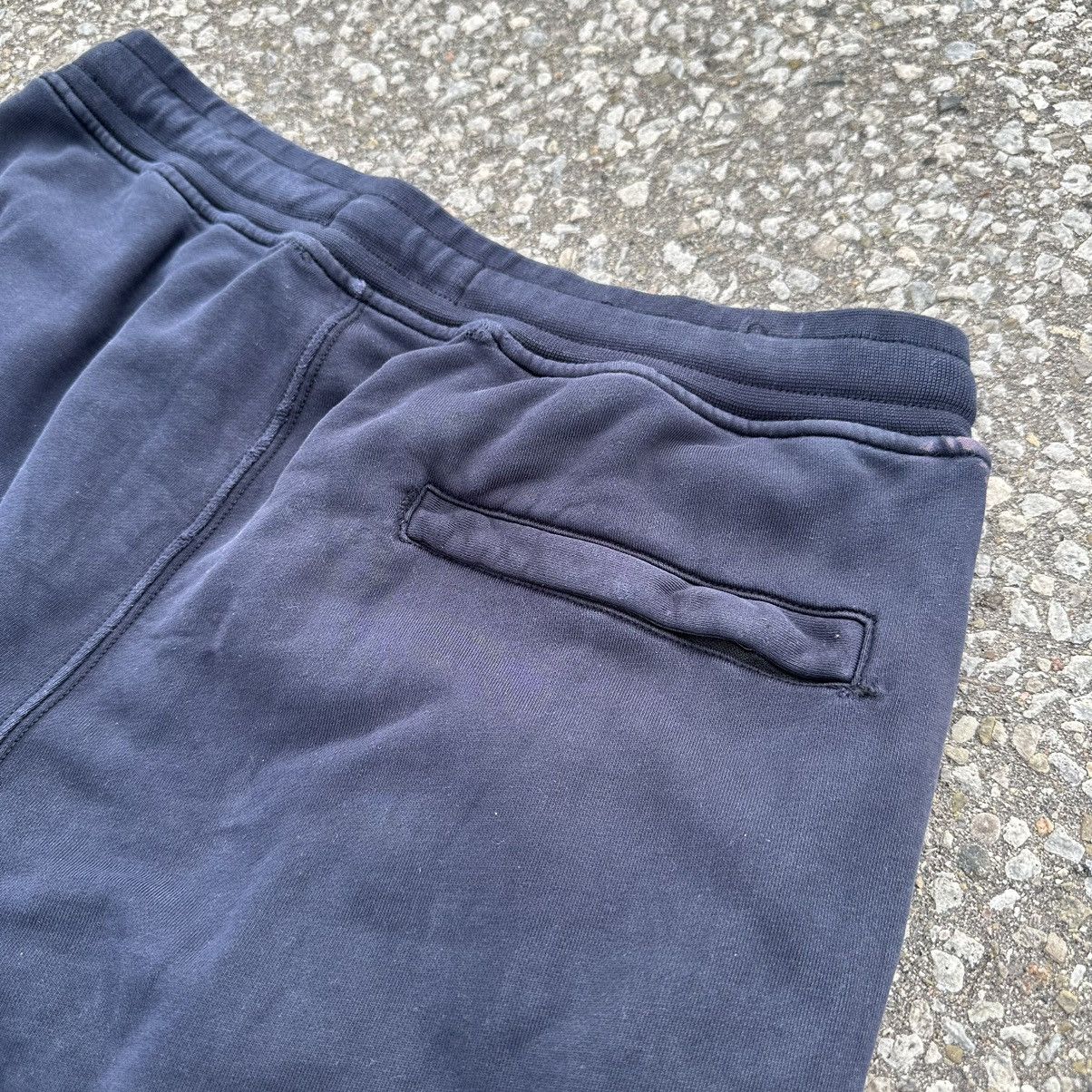 Stone Island Stone Island Shorts Size US 34 / EU 50 - 7 Thumbnail