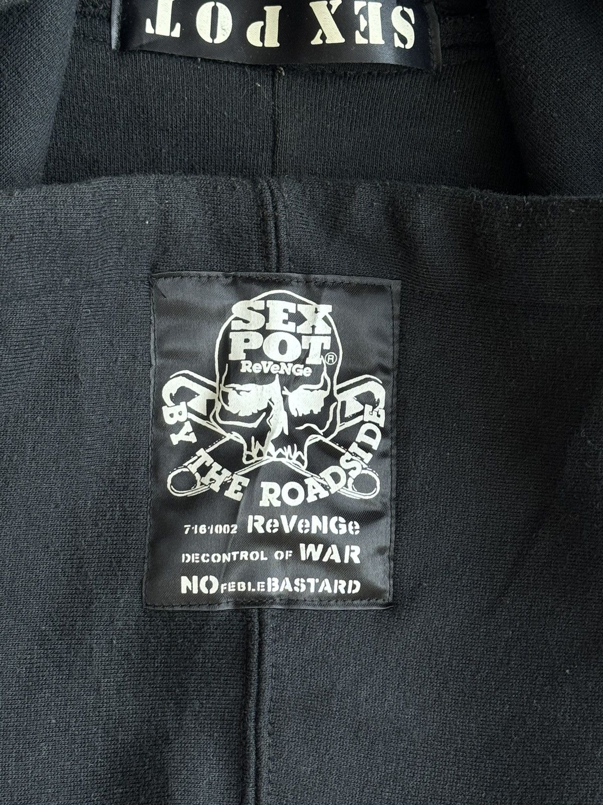 Japanese Brand Sex Pot Revenge Punk Riot Poem Chain Laces Hoodies Size US L / EU 52-54 / 3 - 12 Thumbnail