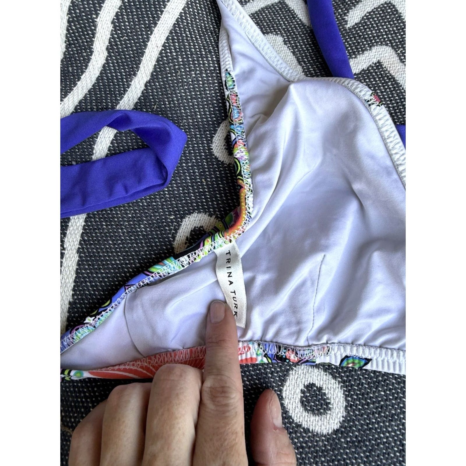 Trina Turk Trina Turk Bikini Top Kasbah White/Blue M Geometric Two Piece Women Navy Red Black Nylon Elastane Swim Top Medium Size M / US 6-8 / IT 42-44 - 5 Thumbnail