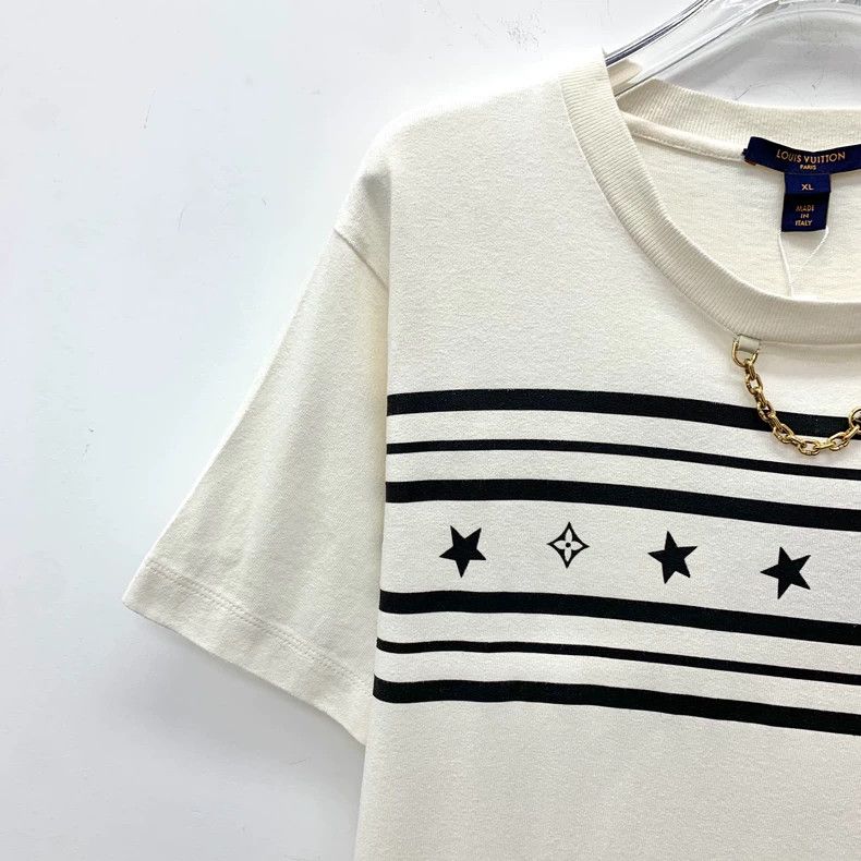 Louis Vuitton Louis Vuitton 22 White Stripe Chain Cotton Crew Neck Short Size XL / US 12-14 / IT 48-50 - 3 Thumbnail