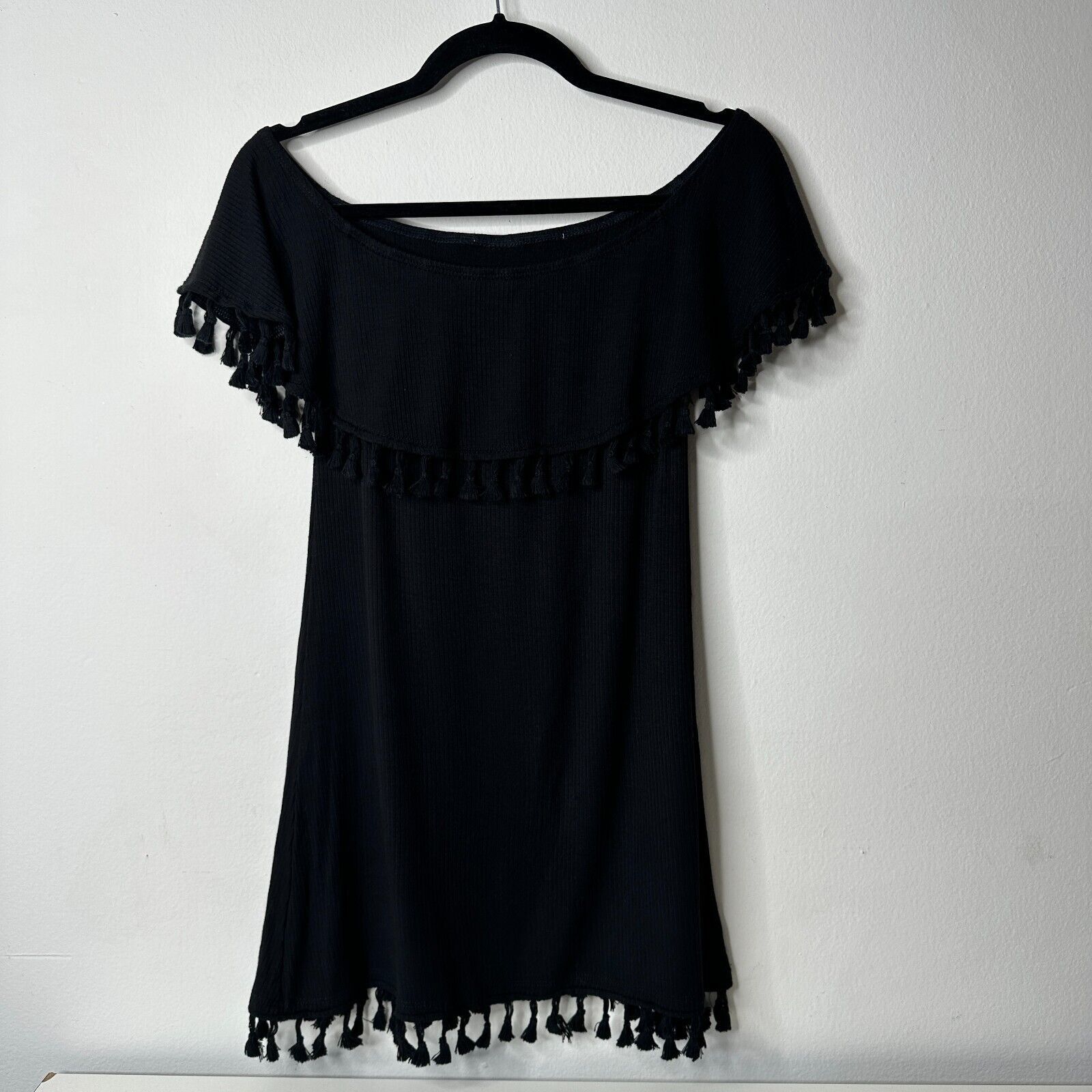 REVOLVE Revolve EastNWest Black Cabo Rib Tassel Off-Shoulder Mini S Size S / US 4 / IT 40 - 10 Thumbnail
