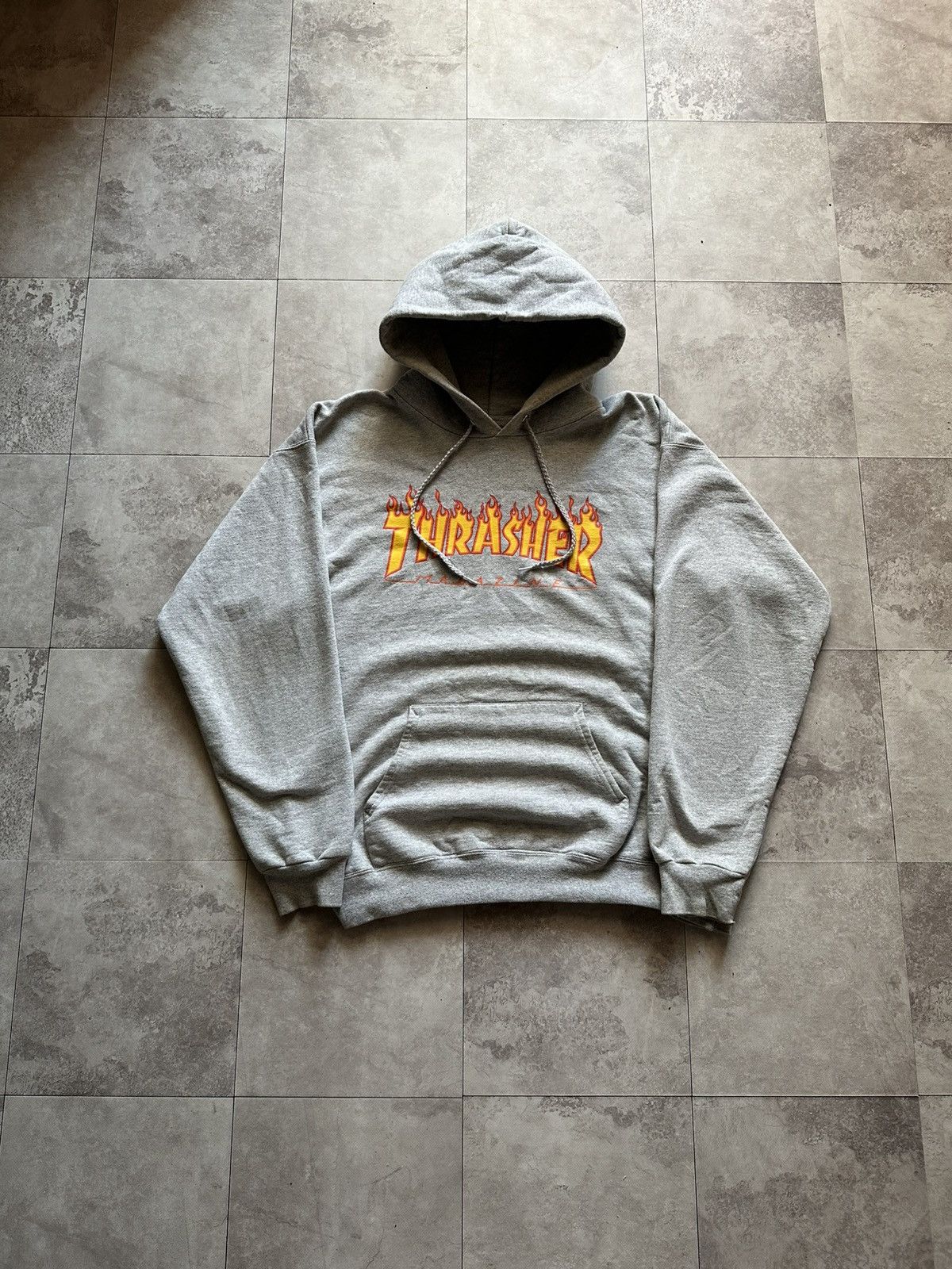Thrasher Vintage Thrasher Magazine Flame Logo Graphic Print Hoodie M Size US M / EU 48-50 / 2 - 1 Thumbnail