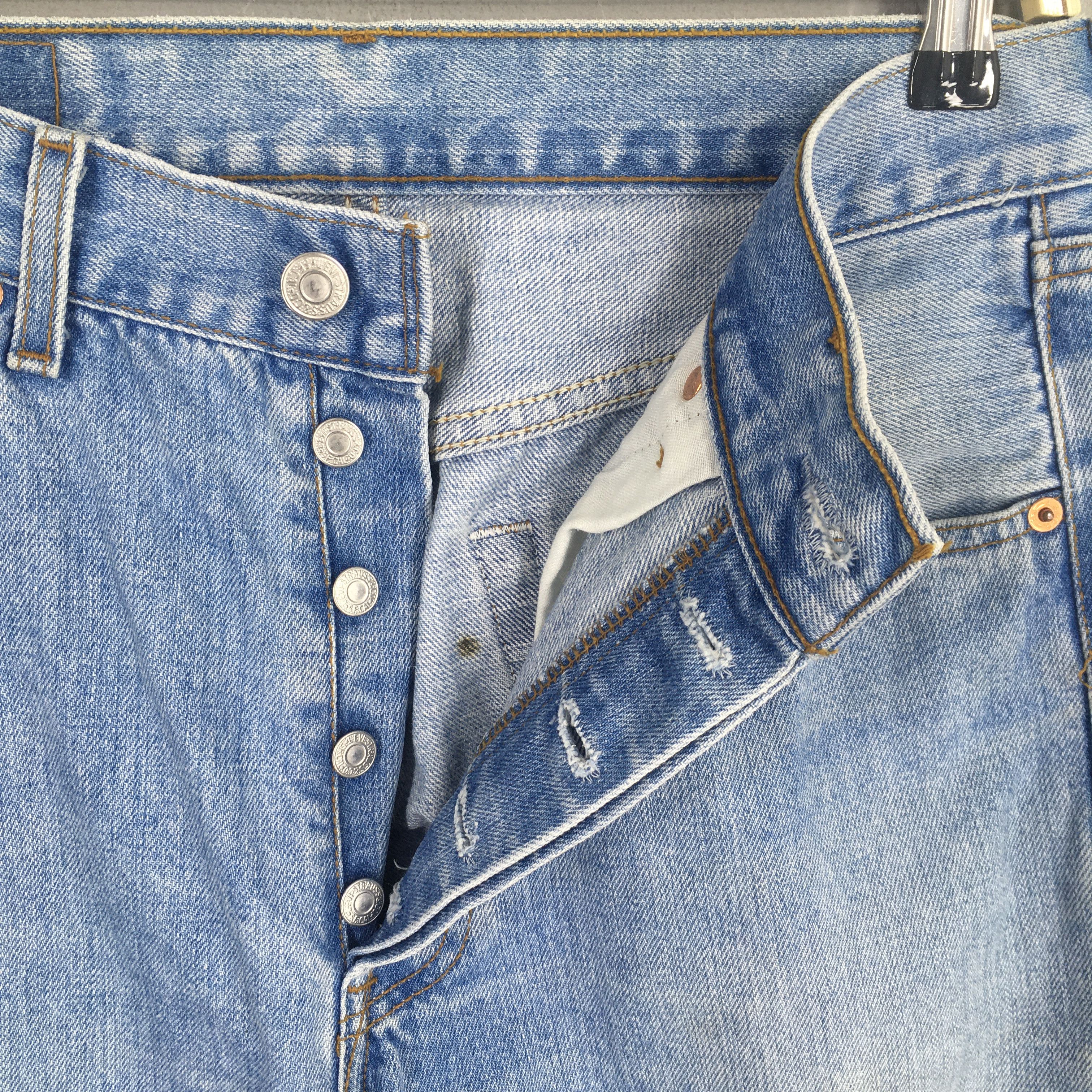 Levi's Size 30x30 Vintage 90s Levi's 501 Faded Blue Jeans S856 Size US 30 / EU 46 - 6 Thumbnail