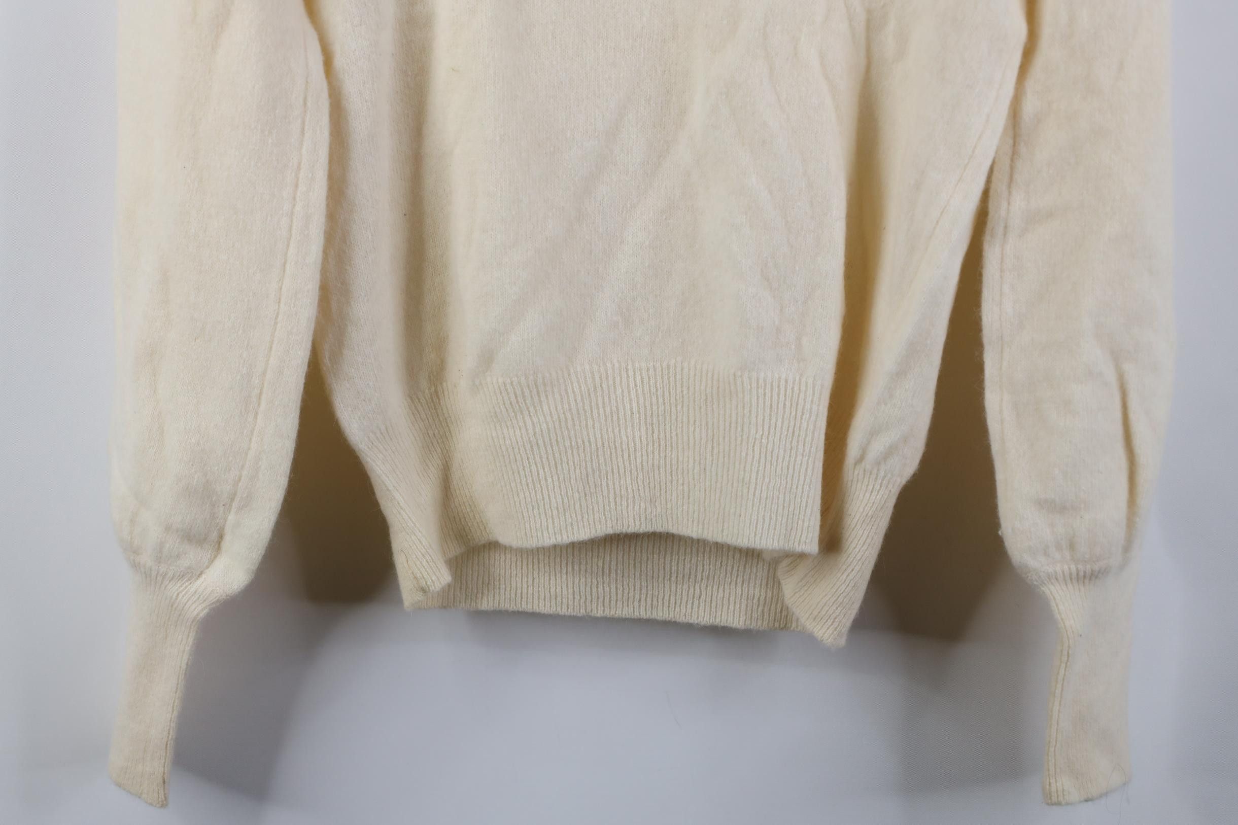 Vintage Vintage 80s 90s Lambswool Knit Off Shoulder Sweater Beige Size M / US 6-8 / IT 42-44 - 12 Thumbnail