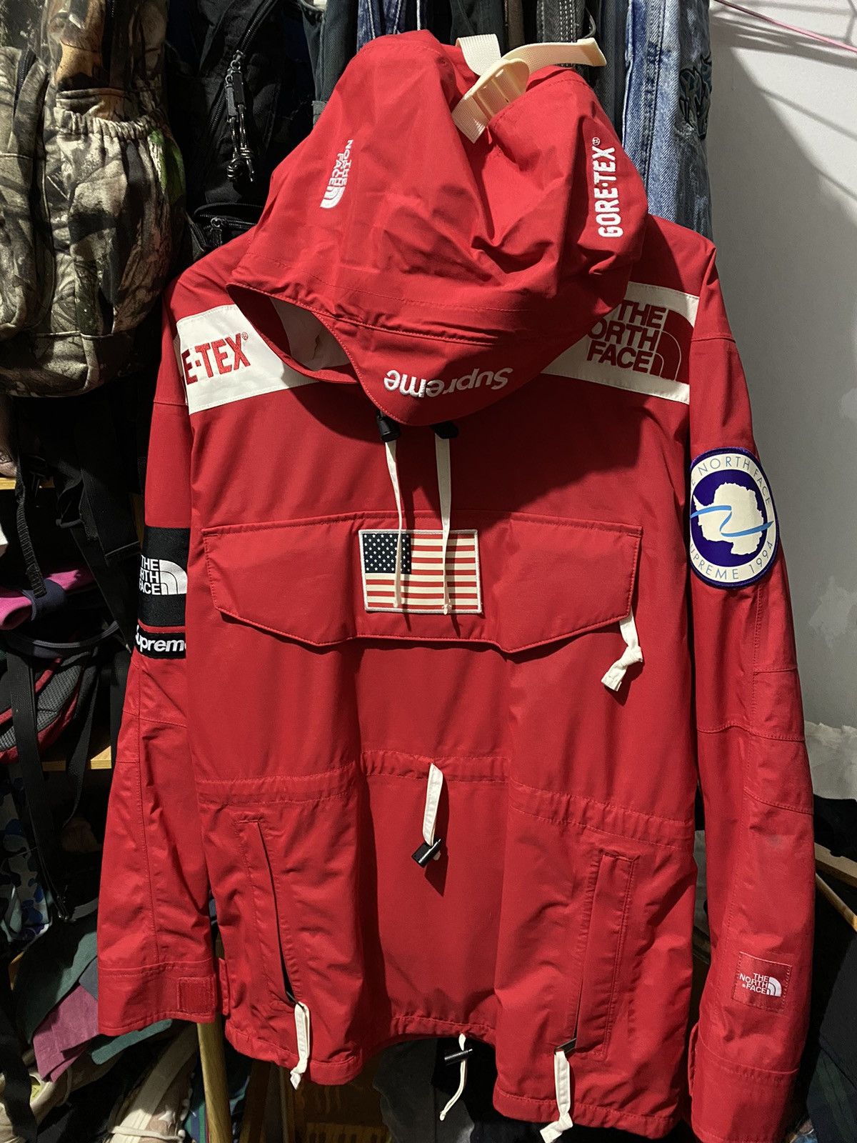 Supreme × The North Face Supreme x The North Face x Gore-Tex TransAntarctica Size US S / EU 44-46 / 1 - 3 Thumbnail