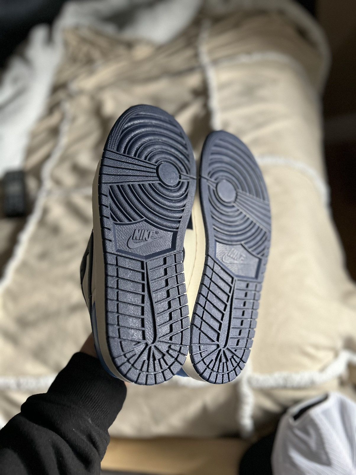 Jordan Brand × Nike Jordan 1 low Obsidian Size 10 Size US 10 / EU 43 - 6 Thumbnail