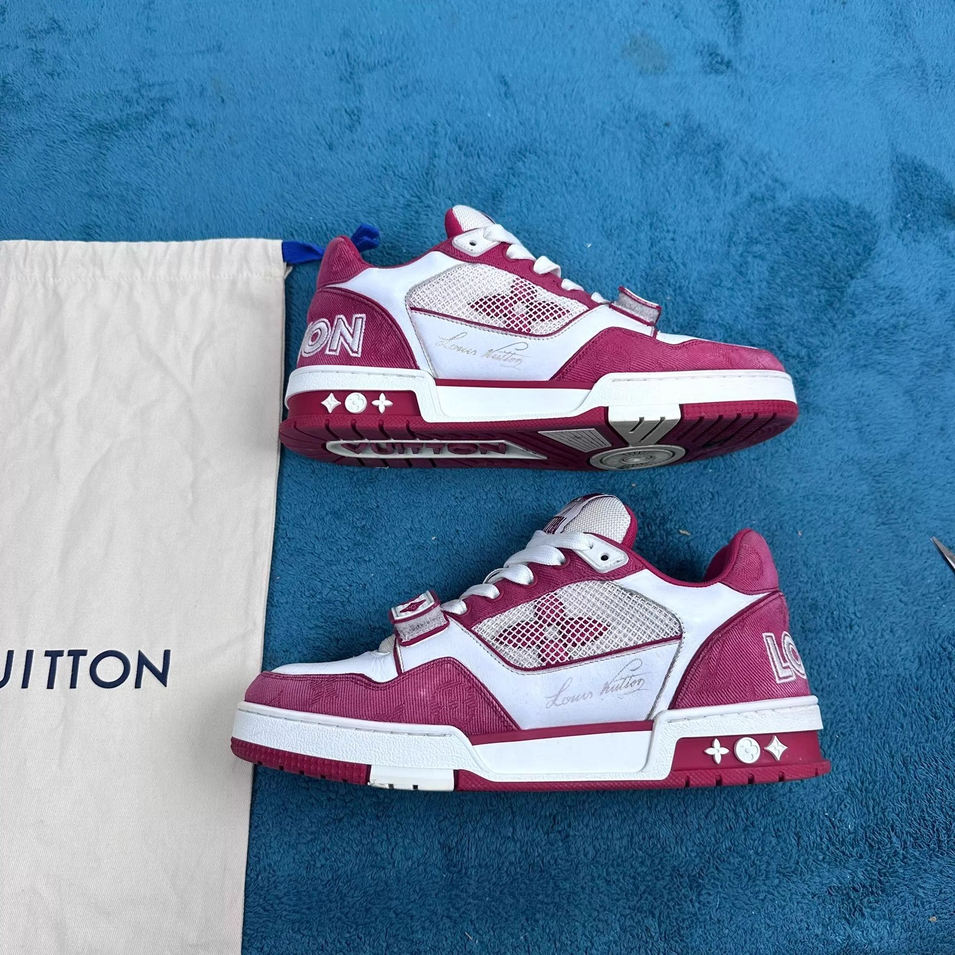 Louis Vuitton LV Trainer Velcro Low-Top Sneaker White/Red 5.5/39.5 Size US 6.5 / EU 39-40 - 2 Thumbnail