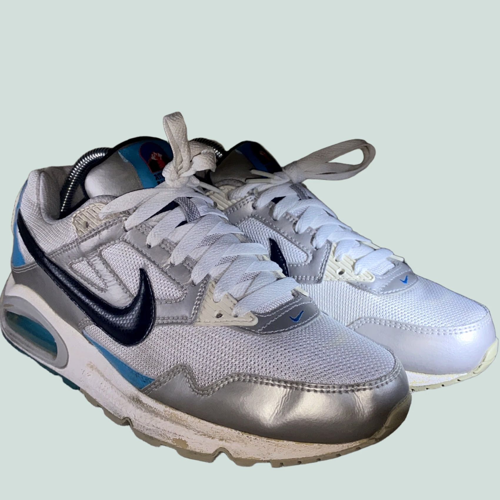 Nike VINTAGE Women Nike Air Max Athletic West 343904-100 Sneaker Womens US 10 White 2011 Size US 10 / IT 40 - 1 Thumbnail