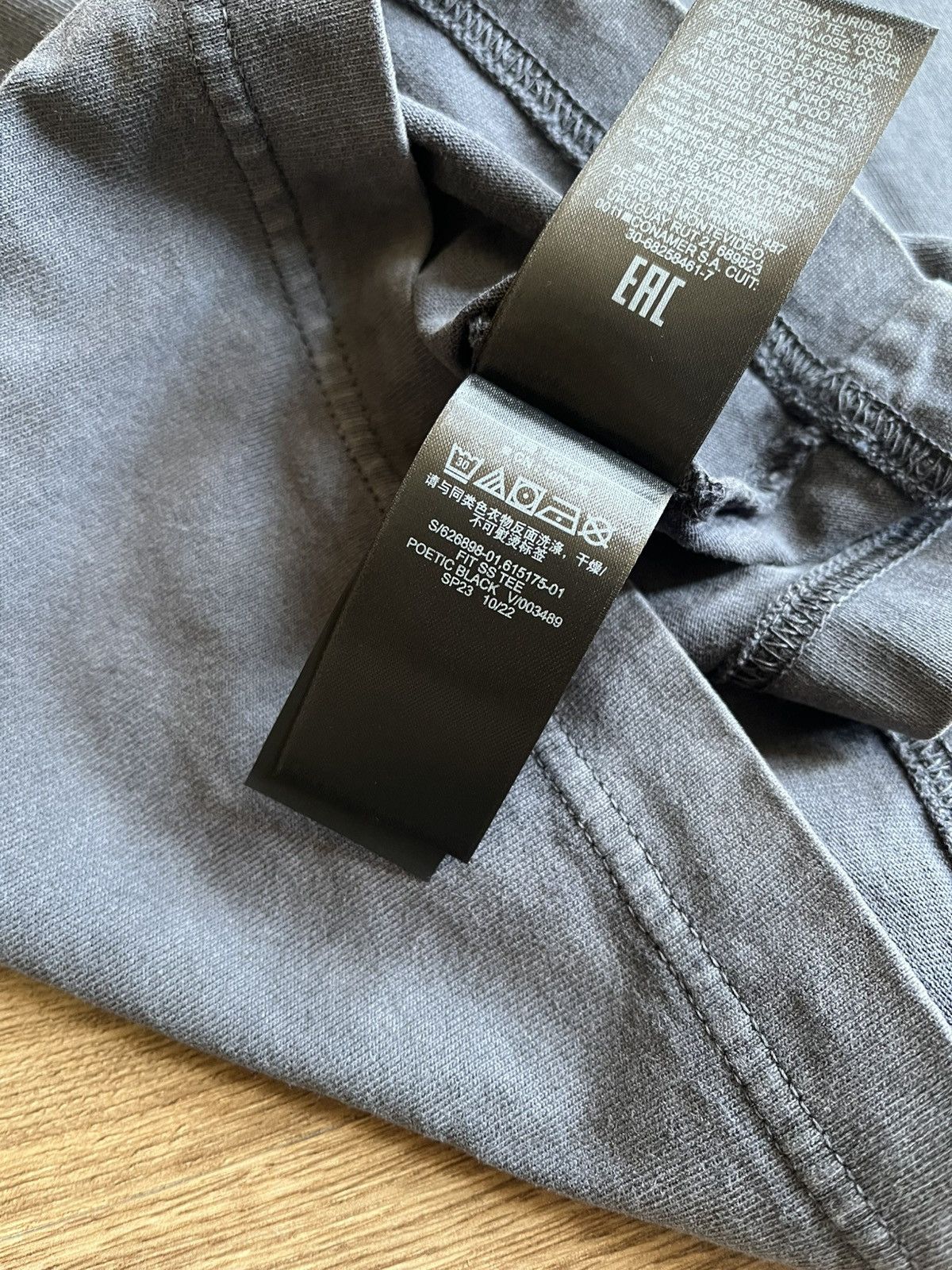 Balenciaga × Gap × Kanye West Yeezy Gap T-Shirt Poetic Black Size Large (Exclusive) Size US L / EU 52-54 / 3 - 8 Thumbnail