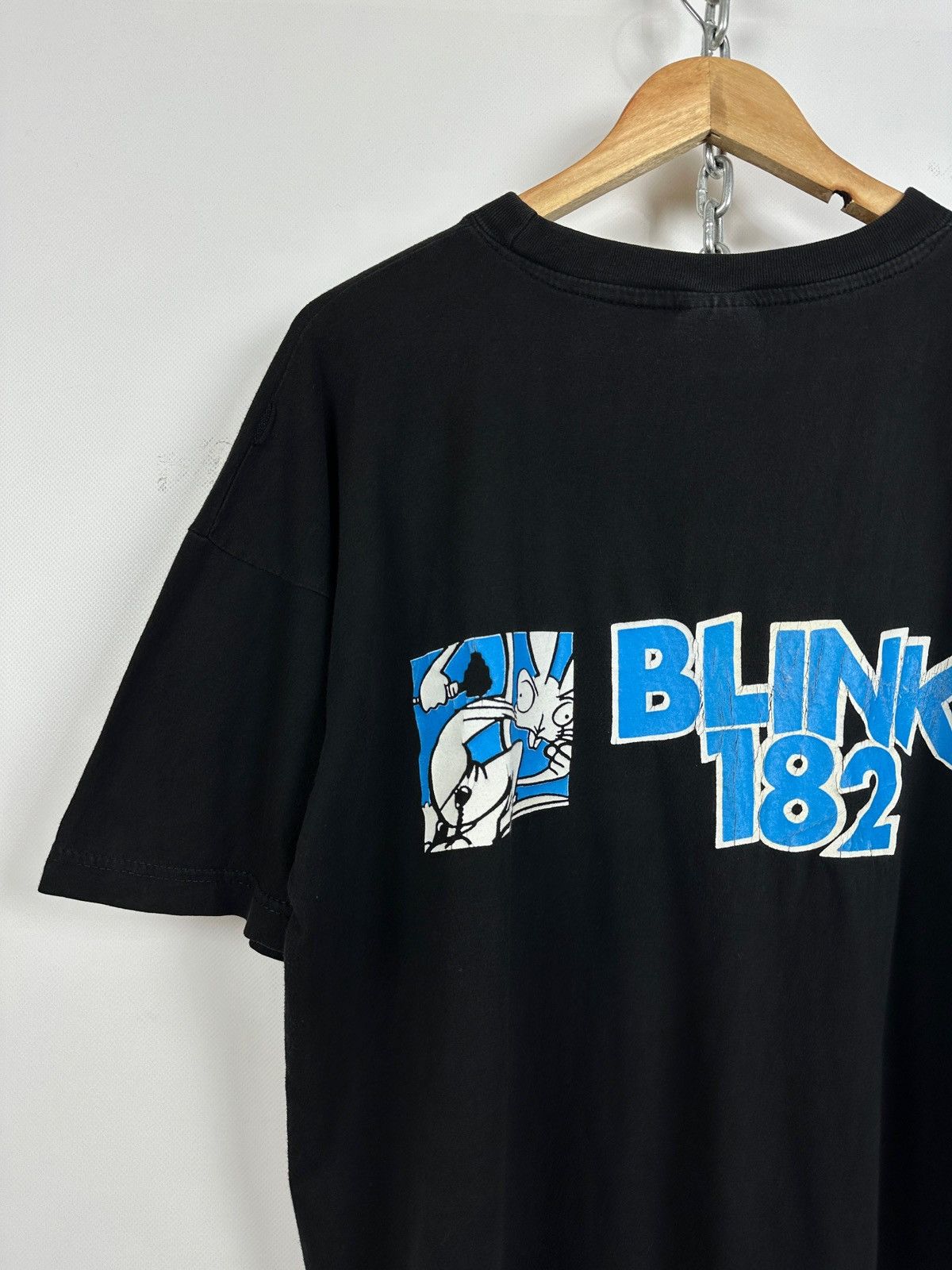 Band Tees 90s Vintage Blink 182 Skanking Bunny Band T-Shirt Size US XL / EU 56 / 4 - 13 Thumbnail