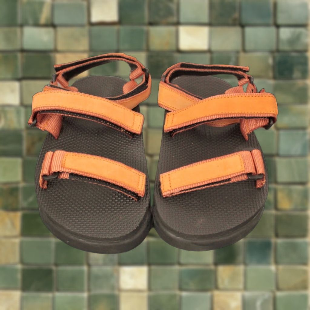 Levi's VINTAGE Levi's Sandals Mens 9 M Tan Leather 1990s Y2K Discos Nostalgic Footwear Size ONE SIZE - 1 Thumbnail