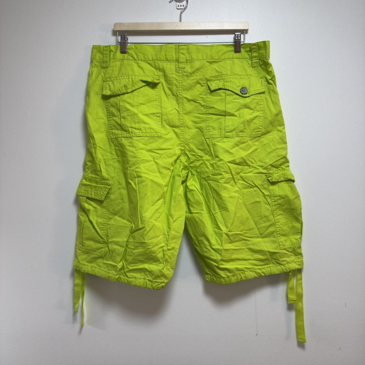 Southpole × Vintage Vintage Y2K Southpole Neon Cargo Shorts Rare Size US 36 / EU 52 - 2 Thumbnail
