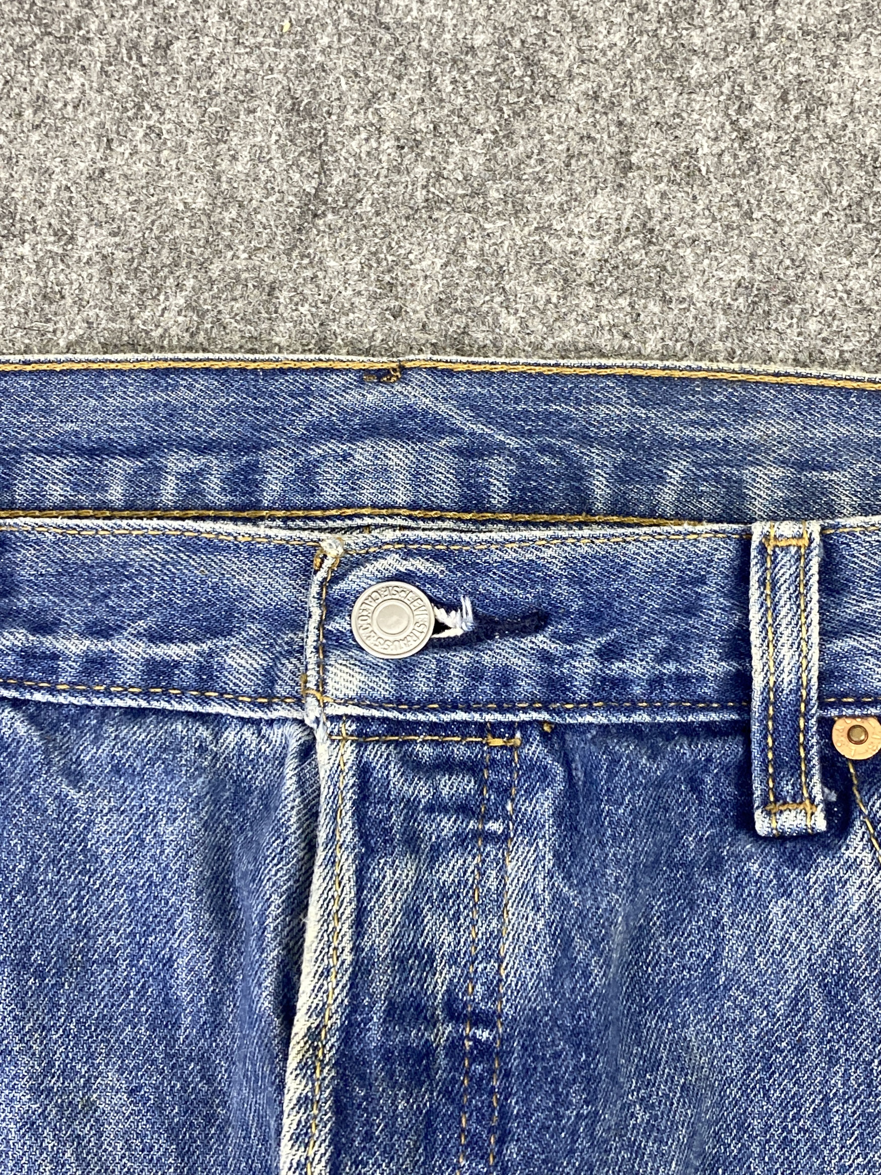 Levi's Vintage Levis 501 Button Fly Faded Blue Jeans DP2854 Size US 37 - 6 Thumbnail