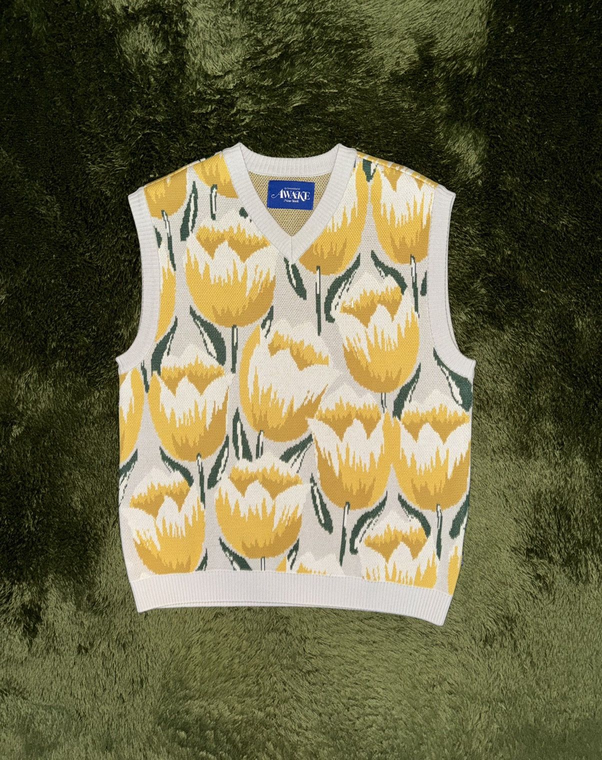 Awake NY [L] Awake NY 21SS Tulip Knit Vest Beige Size US L / EU 52-54 / 3 - 1 Thumbnail
