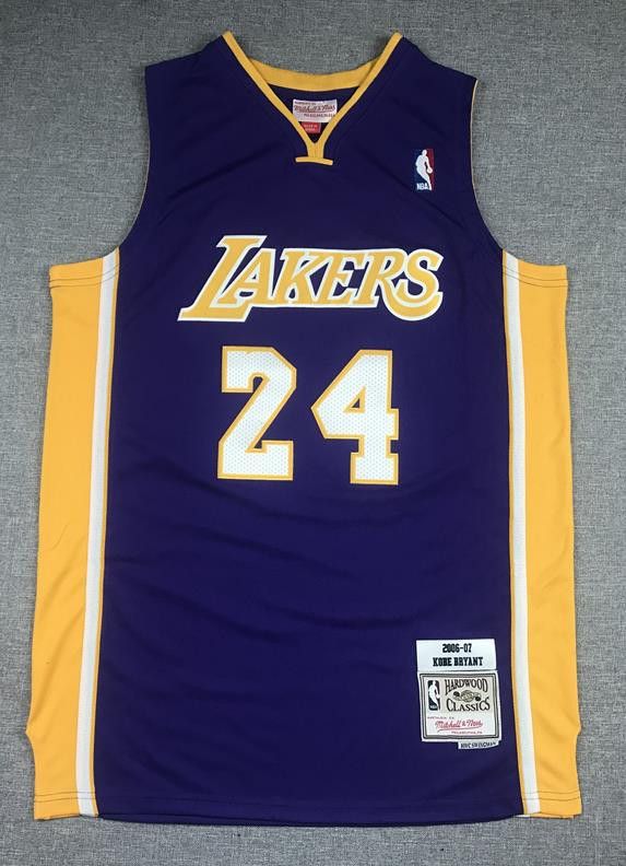 NBA Los Angeles Lakers #24 Kobe Bryant Jersey Size US L / EU 52-54 / 3 - 1 Thumbnail