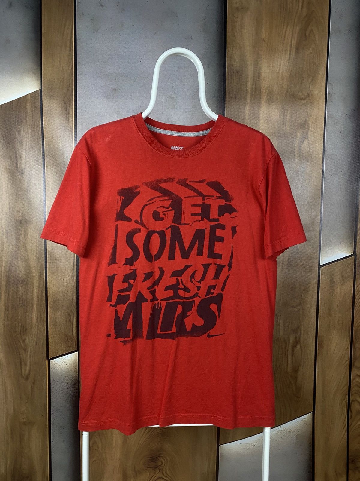 Nike ⚽️Vintage 00s T-Shirt Nike Get Some Fresh Airs VTG Tee⚽️ Size US M / EU 48-50 / 2 - 1 Thumbnail