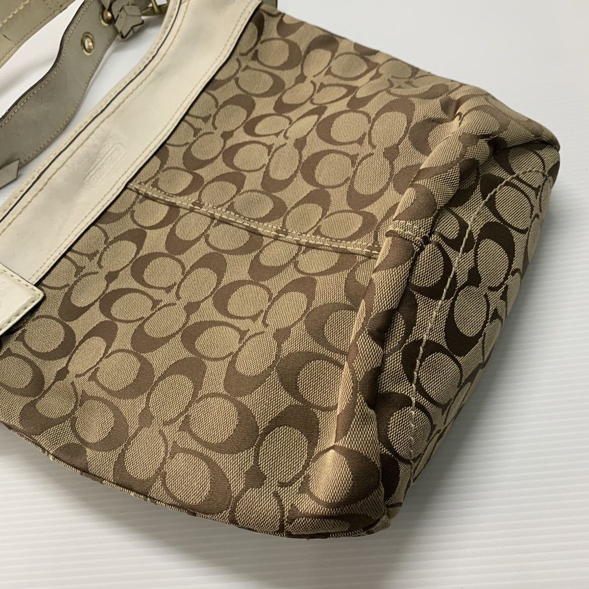 Coach Coach Monogram Shoulder Slingbag Size ONE SIZE - 2 Thumbnail