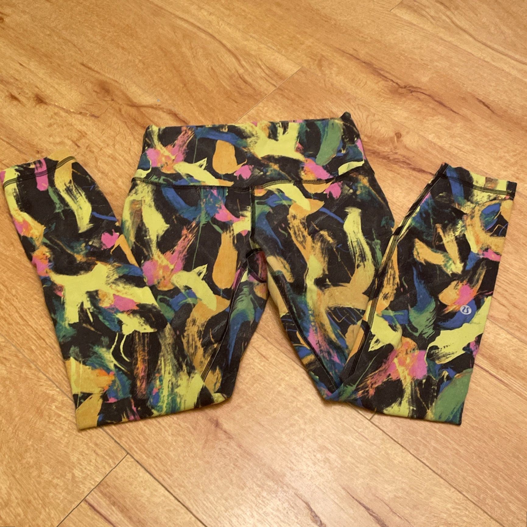 Lululemon LULULEMON Wunder Train High Rise Tight 25” Legging Undertone Black Multi Print Women Size 6 Activewear Athletic Skinny Leggings Size 28" / US 6 / IT 42 - 2 Thumbnail