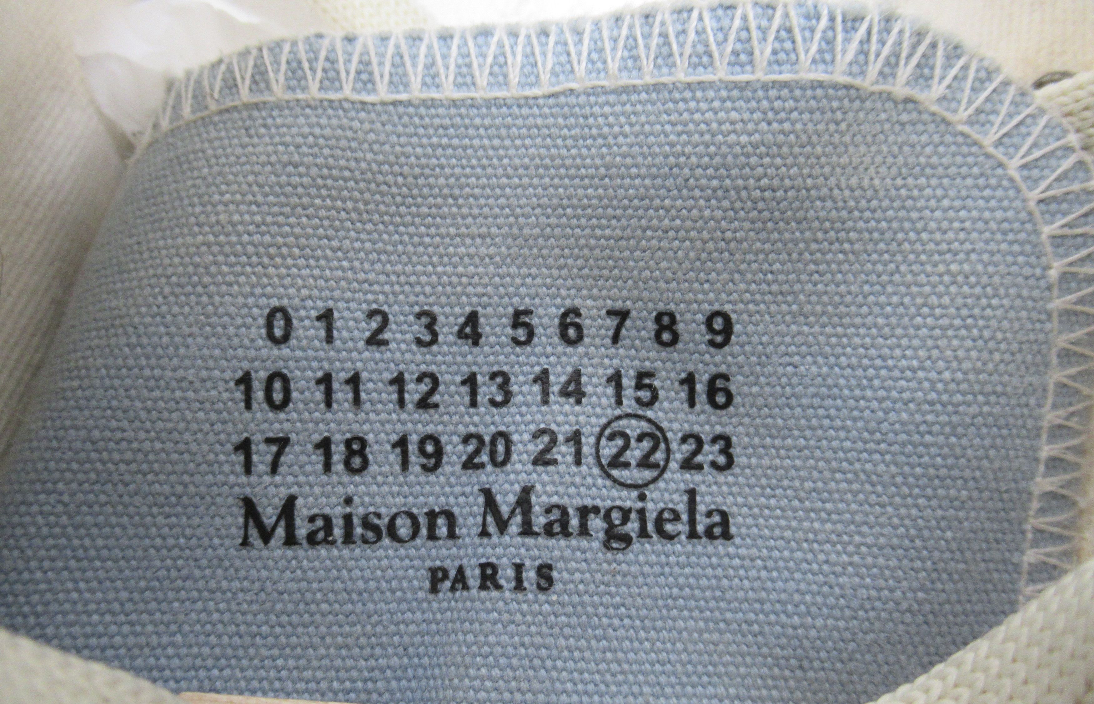 Maison Margiela Maison Margiela Men's Canvas Tabi Sneaker Light Blue Size US 7 / EU 40 - 11 Thumbnail