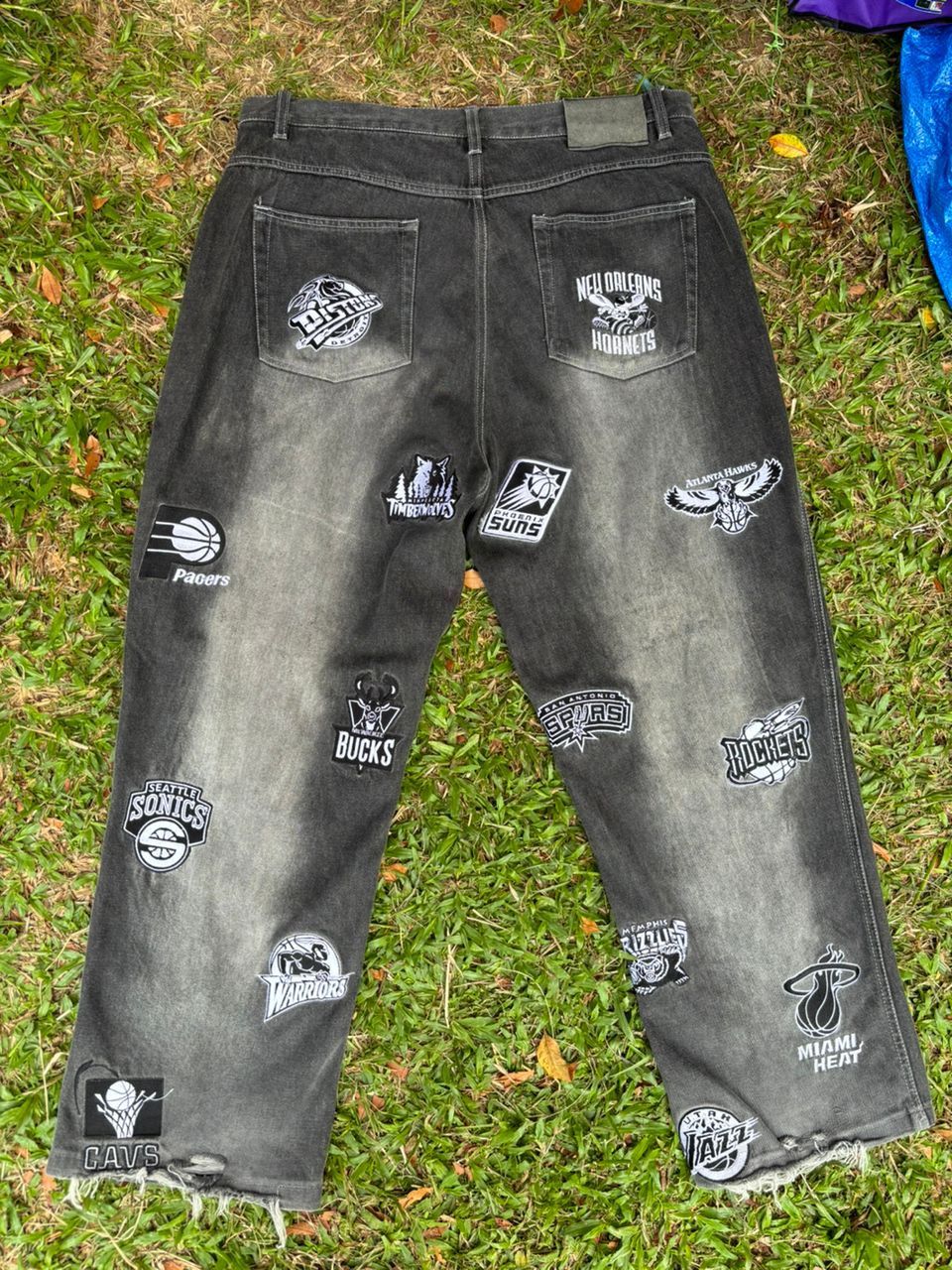If Six Was Nine × JNCO × NBA Baggy Jeans Vintage NBA Unk Logo Patchwork Embroidered Size US 36 / EU 52 - 6 Thumbnail