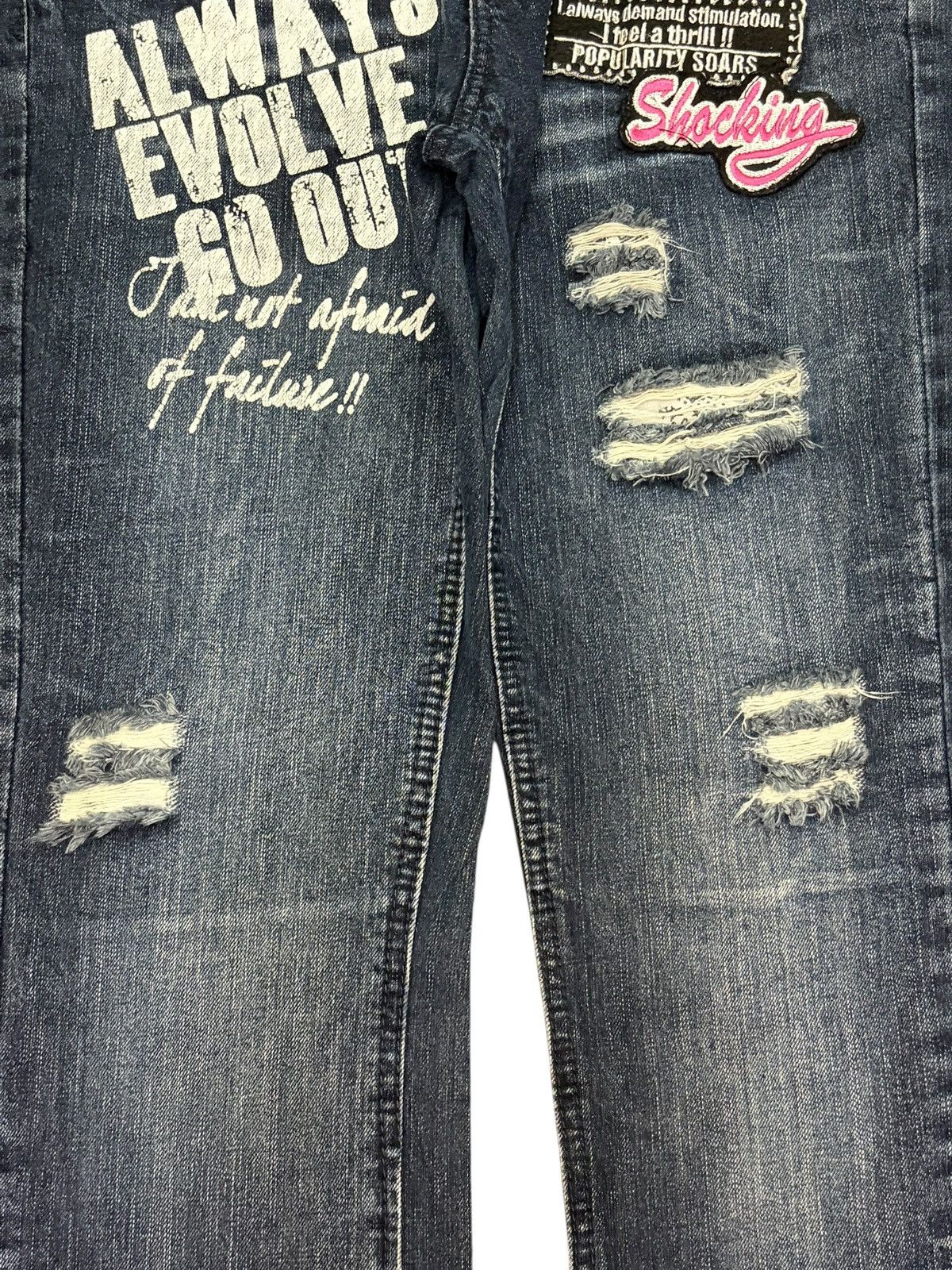 Dsquared2 Vintage Japanese Brand Patches Distressed Jeans Size 30" / US 8 / IT 44 - 3 Thumbnail
