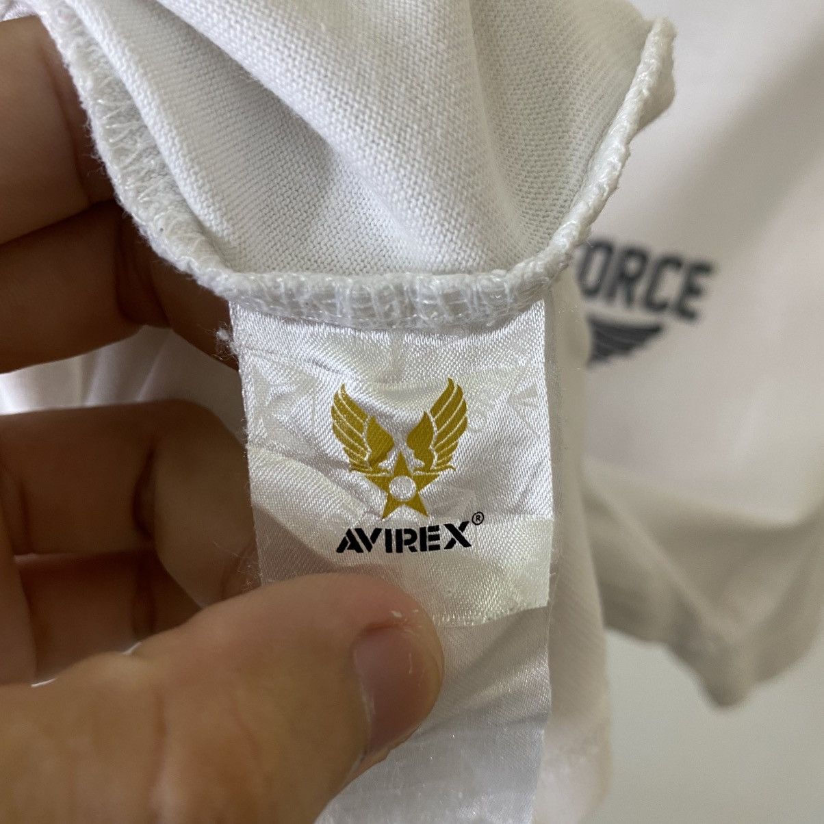 Avirex Vintage Y2K Avirex MFG US Air Force Distressed T Shirt Size US M / EU 48-50 / 2 - 5 Thumbnail