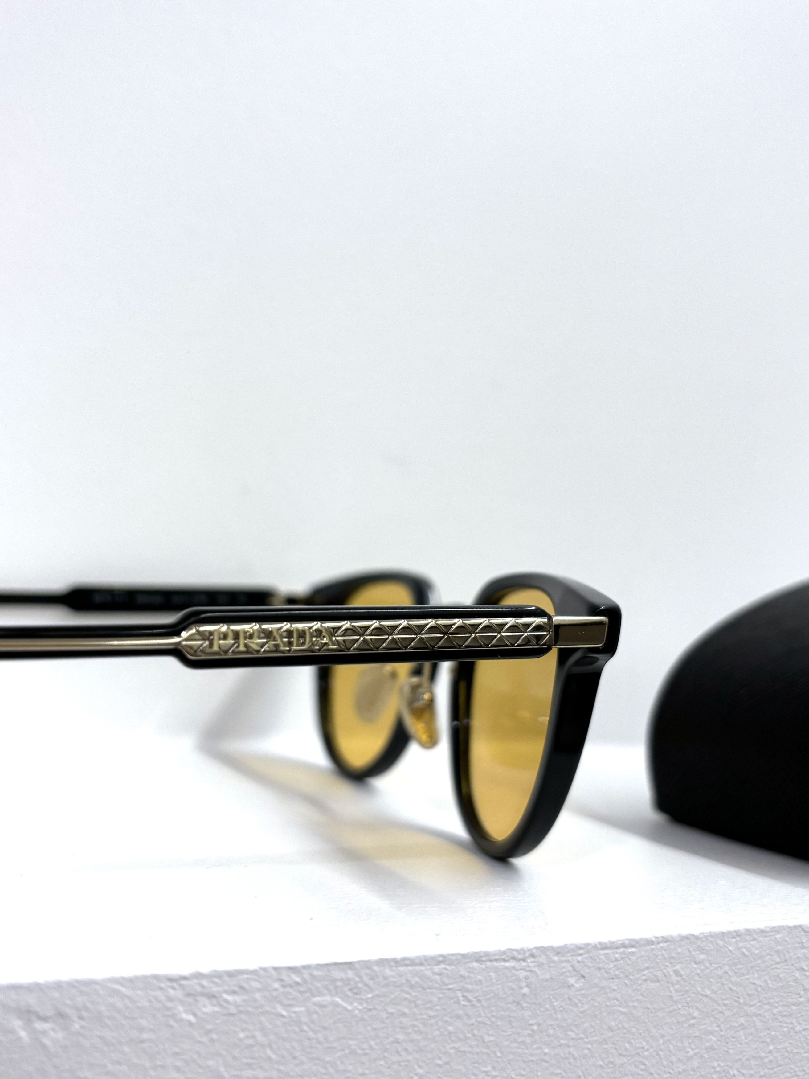 Prada SPR 17Y Sunglasses with Prada logo Size ONE SIZE - 9 Thumbnail