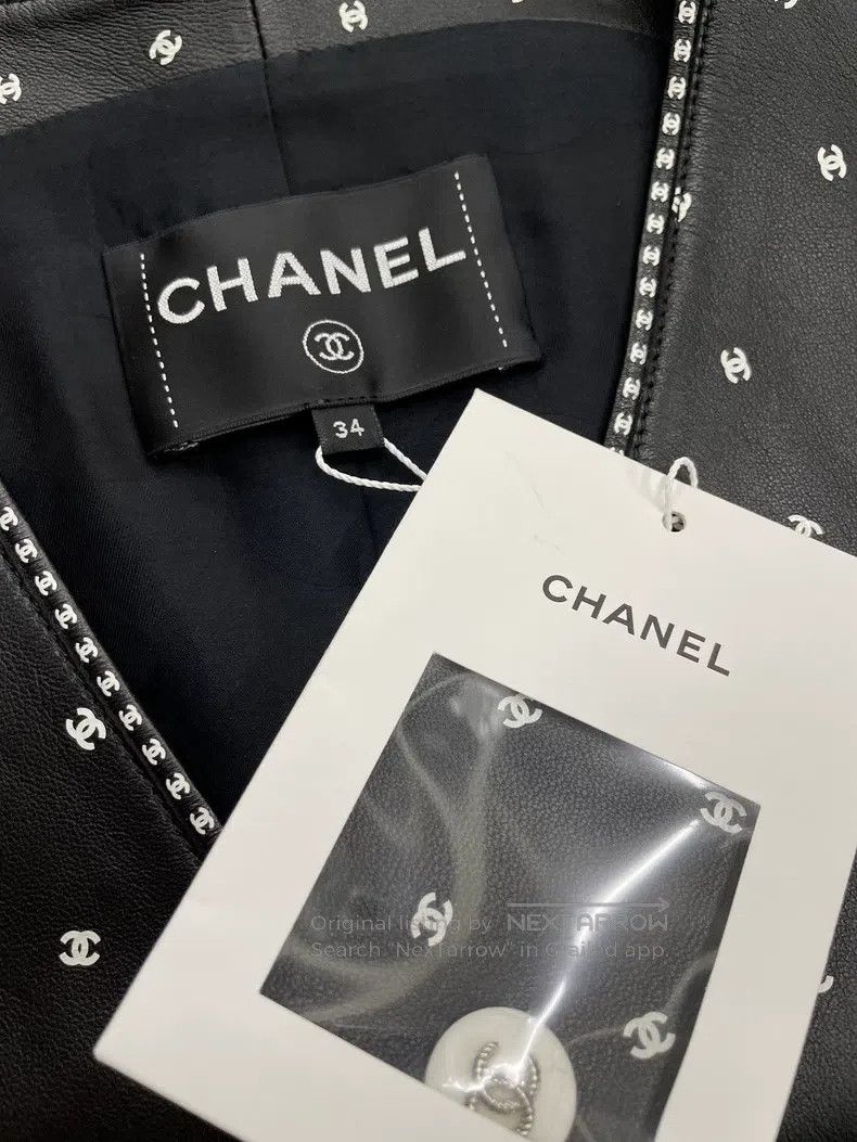 Chanel Chanel Black full logo full double C leather vest jacket Size XXS / US 00 / IT 34 - 4 Thumbnail