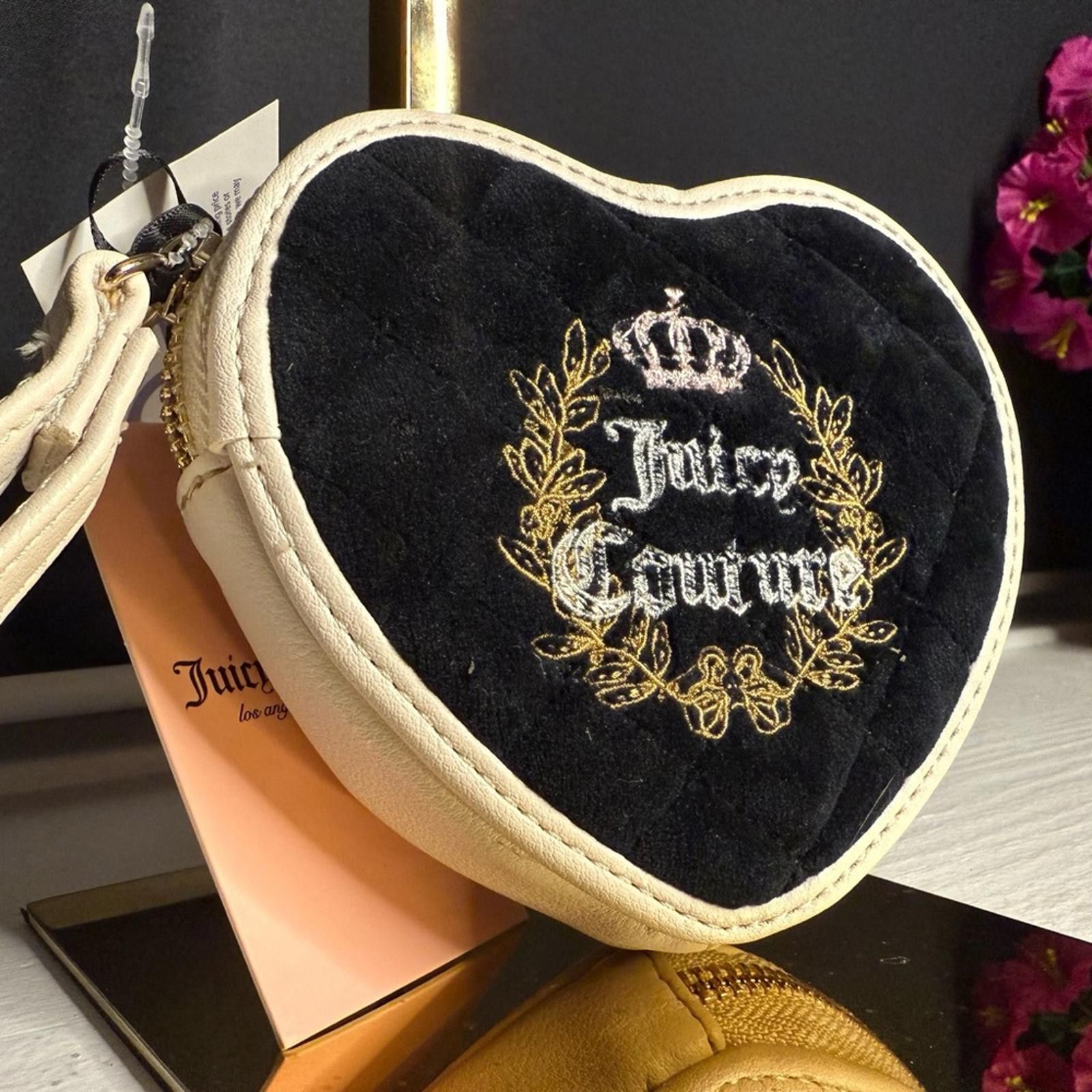 Juicy Couture Jeans Juicy Couture Royal Couture Heart Shaped Wristlet NWT Size ONE SIZE - 1 Thumbnail