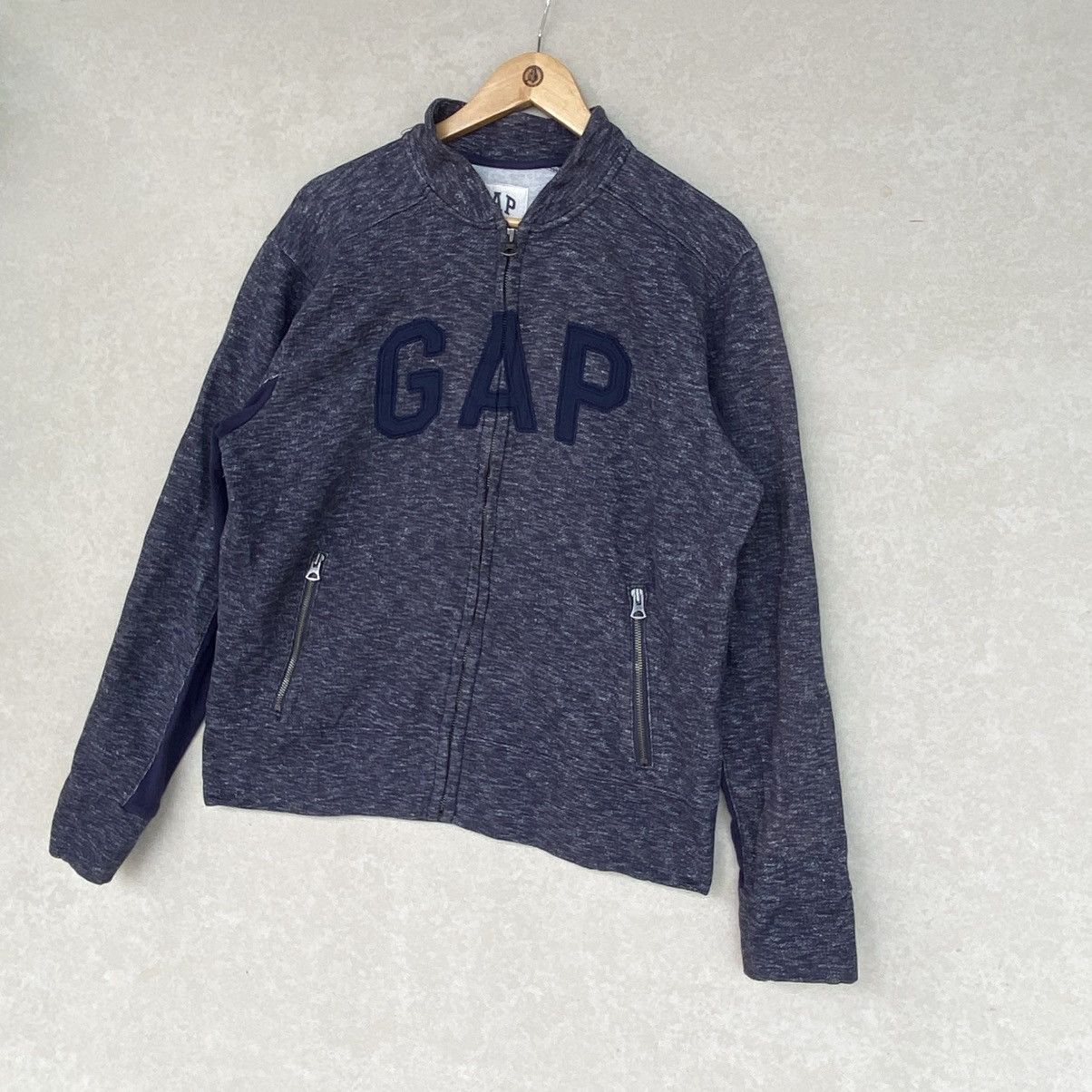 Other Vintage Gap Zip Up Jacket Big Logo Embroidered Dark Gray Size US L / EU 52-54 / 3 - 2 Thumbnail