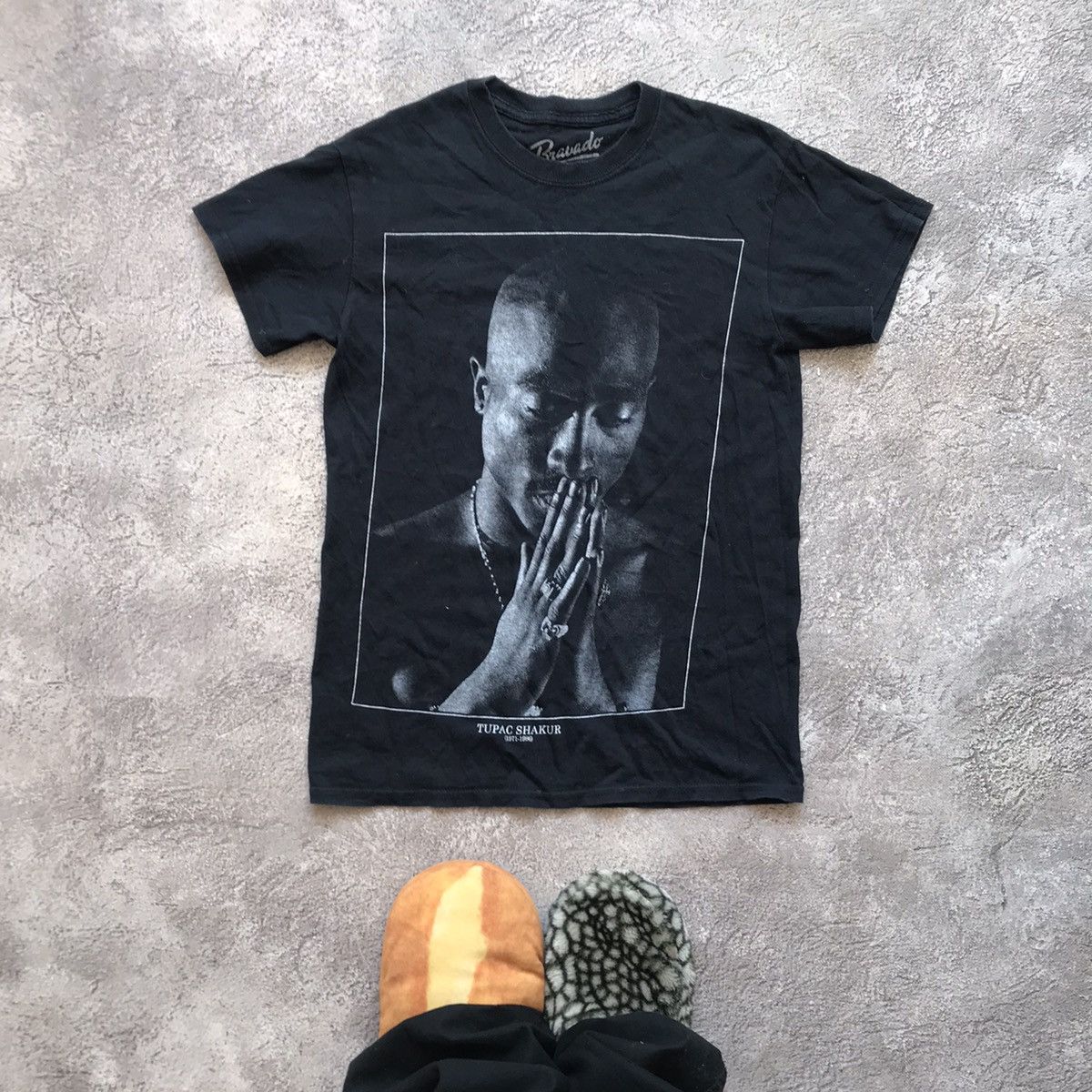 Vintage Vintage 90s Tupac Graphic Tee Sun Faded Streetwear Boxy S Size US S / EU 44-46 / 1 - 1 Thumbnail