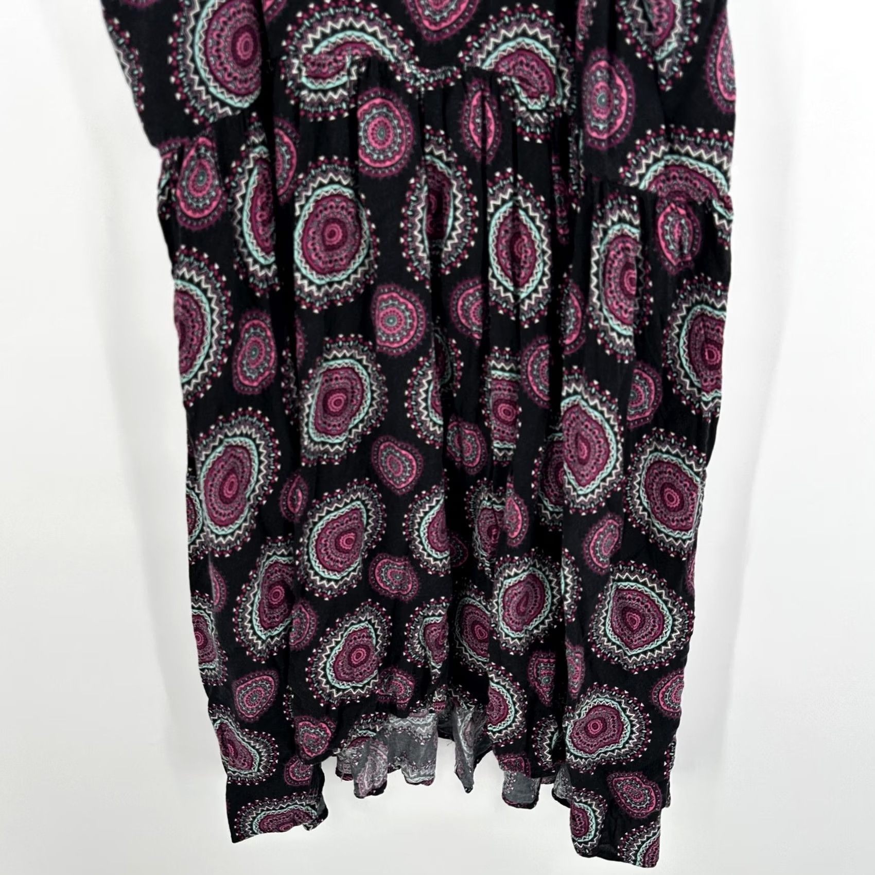 Torrid VINTAGE? No. Torrid Dress Womens 4 Black Pink Boho Mandala Print Sleeveless High Low Rayon Dress? 4? Size S / US 4 / IT 40 - 2 Thumbnail