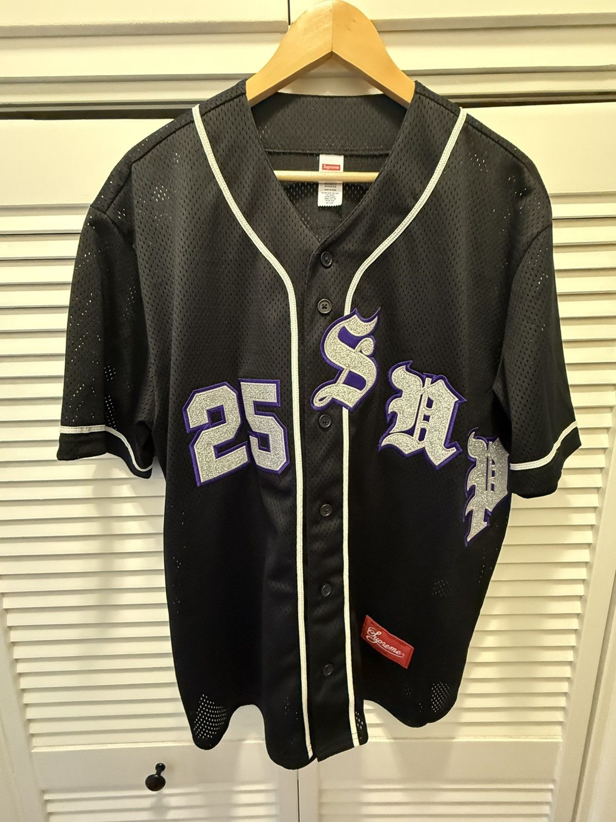 【Supreme】Ultrasuede Mesh Baseball Jersey Supreme Ultrasuede Mesh Baseball Jersey and Shorts | TrendX