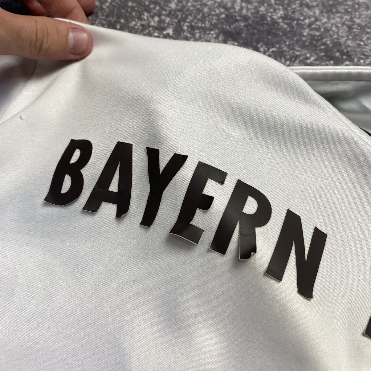 Vintage Vintage Adidas Fc Bayern Munchen 2013 soccer jersey Size US L / EU 52-54 / 3 - 17 Thumbnail