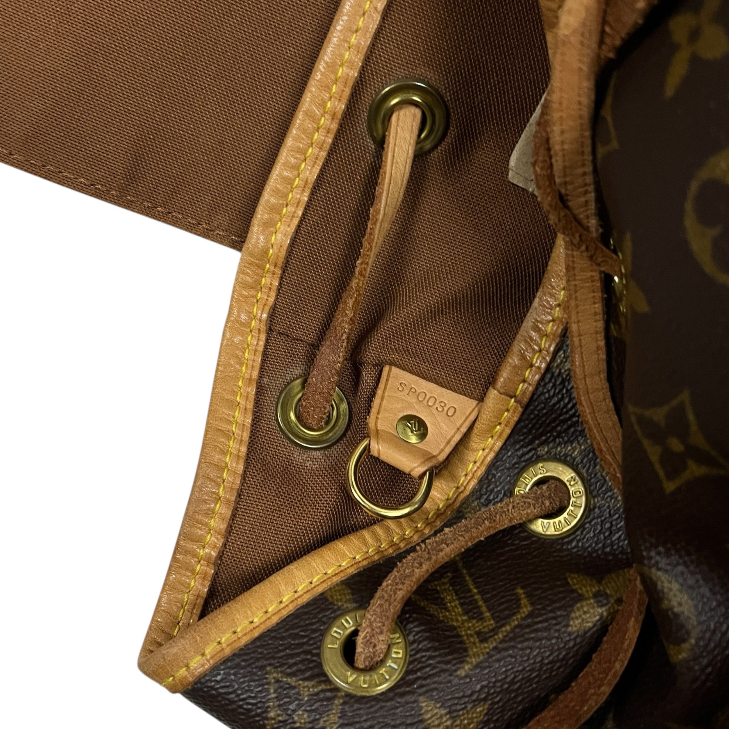 Louis Vuitton 2000 Louis Vuitton Montsouris PM Monogram Backpack - O/S Size ONE SIZE - 8 Thumbnail