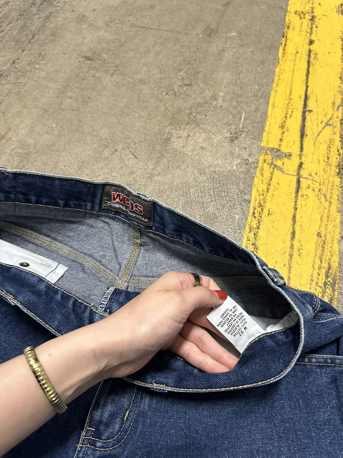 Vintage Y2K baggy cargo jorts Size US 32 / EU 48 - 6 Thumbnail