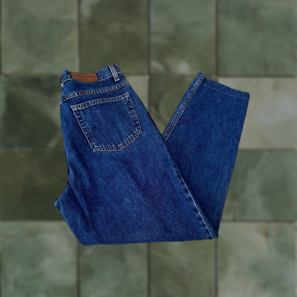 Ann Taylor Ann Taylor Womens Jeans Size 8 Slim Tapered Medium Wash Blue Cotton Mid Rise Size 30" / US 8 / IT 44 - 1 Thumbnail