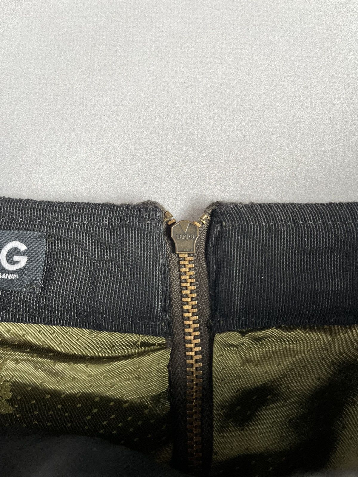 Designer × Dolce & Gabbana Dolce & Gabbana Dark Olive Knit Wool Viscose Midi Skirt Size 27" / US 4 / IT 40 - 3 Thumbnail