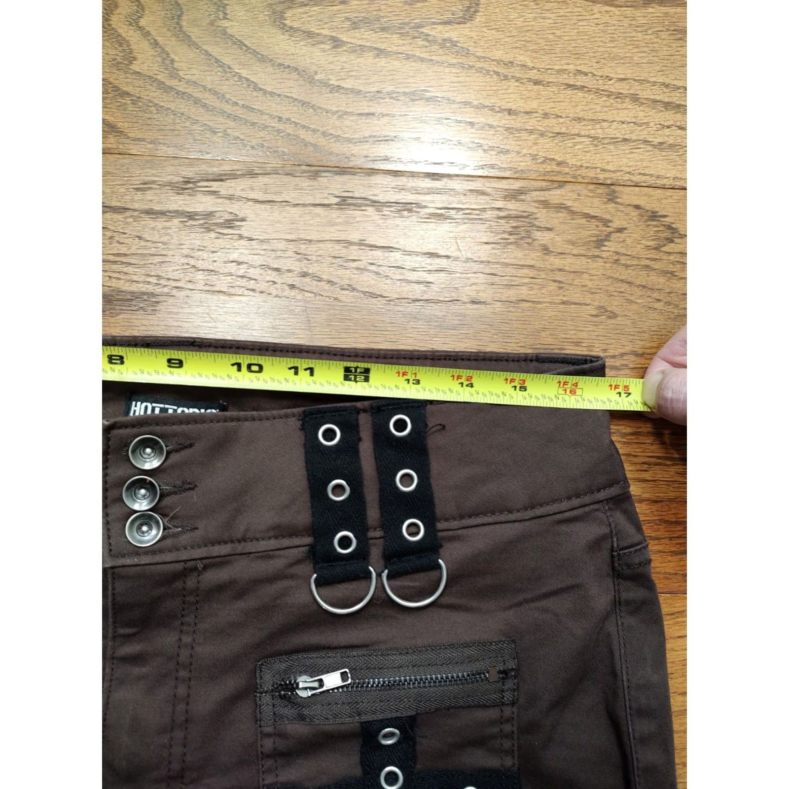 Hot Topic Hot Topic Pants Brown Black Grommet Strap Flared Womens 11 X 29 Inseam Gothic Punk Grunge Chino Jeans Pocketed Womenspants Size 32" / US 10 / IT 46 - 7 Thumbnail