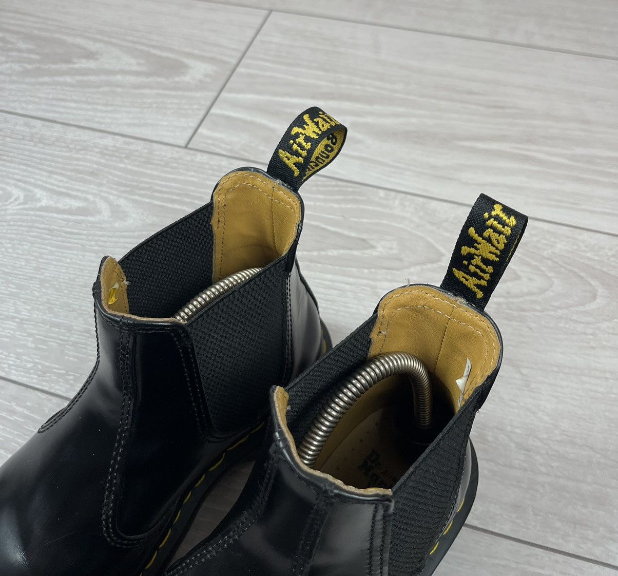 Dr. Martens Dr Martens Black Leather Pull On Chelsea Boots Size US 6 / IT 36 - 12 Thumbnail