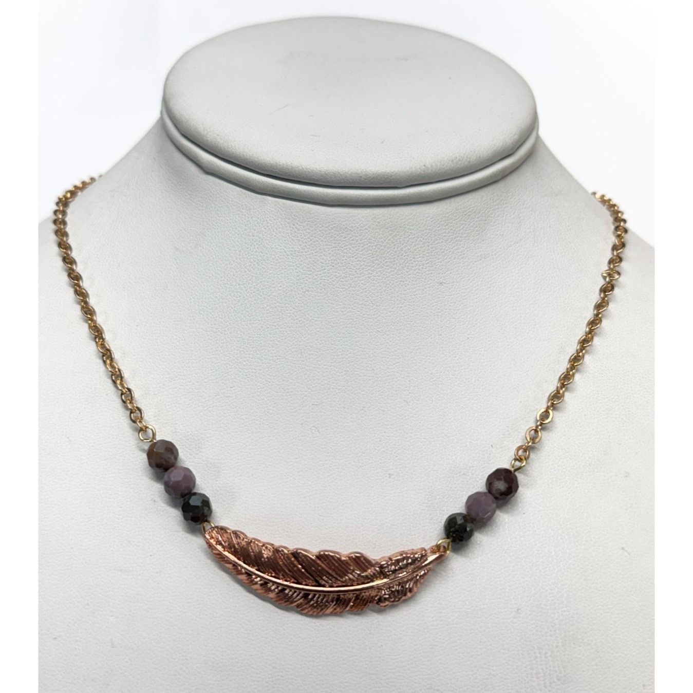 Vintage Vintage feather purple semi precious bead necklace Size ONE SIZE - 3 Thumbnail