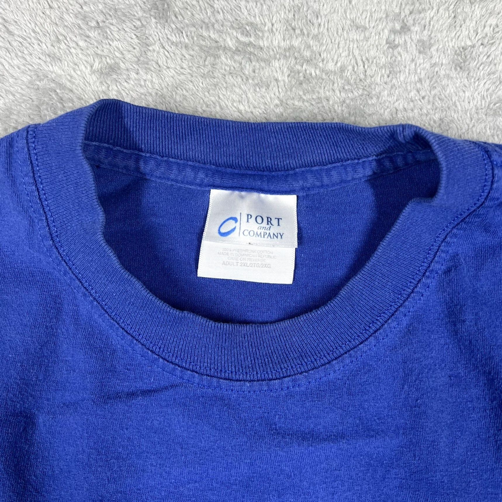 Gildan Skull and Crossbones T-Shirt Men's 2XL Royal Blue Gildan Heavy Cotton Graphic Tee Size US XXL / EU 58 / 5 - 5 Thumbnail