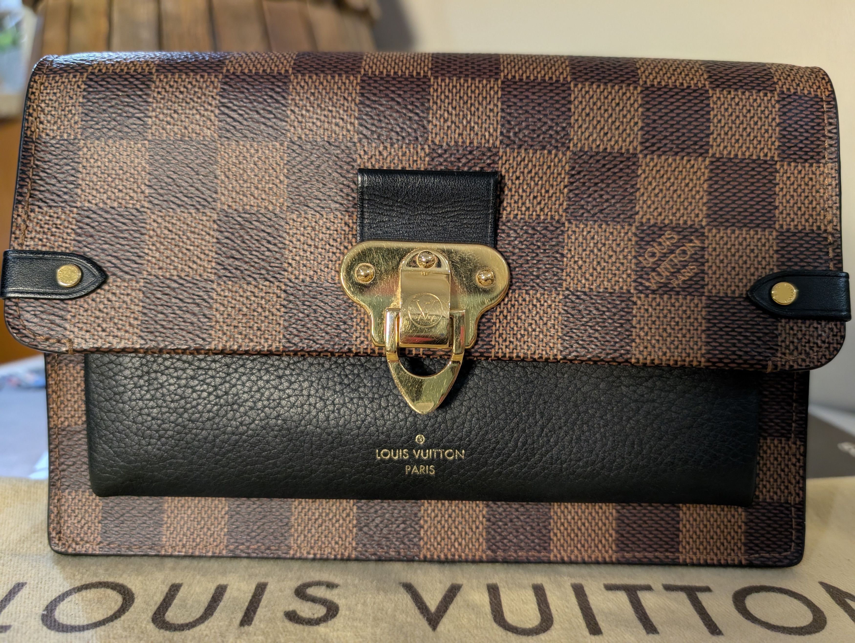 Louis Vuitton Louis Vuitton Vavin Damier Ebene Chain Crossbody Bag Black Size ONE SIZE - 22 Thumbnail