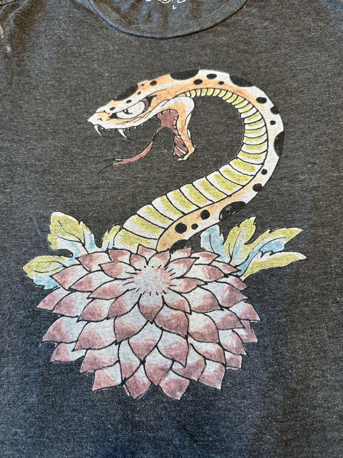 Ed Hardy Ed Hardy Women's Black Lotus Snake Top Size Large Size L / US 10 / IT 46 - 2 Thumbnail