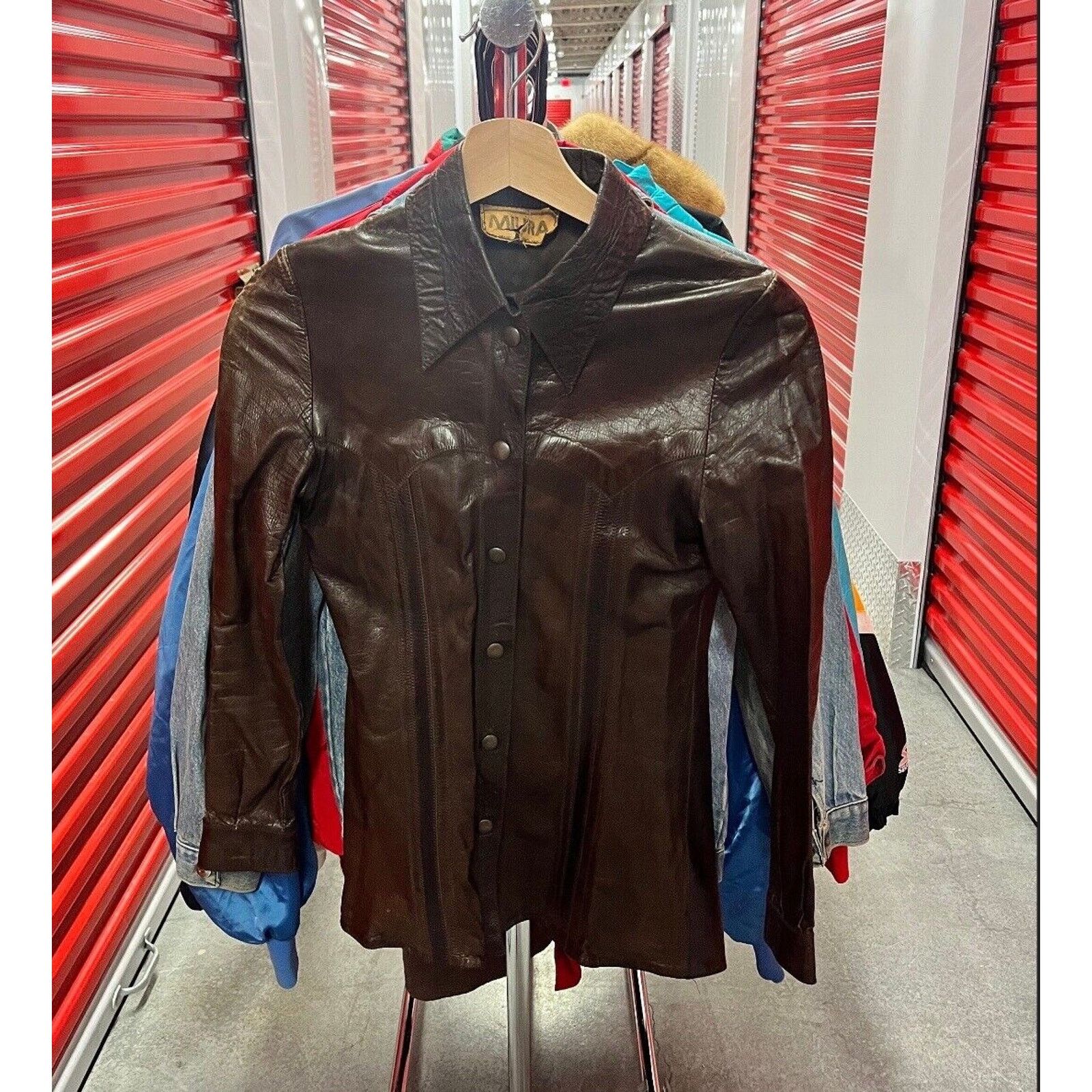 1970s Miura Lambskin Wing Tip Collar Snap Buttoned Small