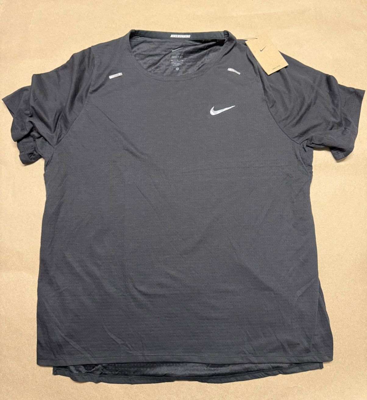 Nike Nike DriFit Running Black workout Shirt XL Extra Large NEW! Size US XL / EU 56 / 4 - 1 Thumbnail