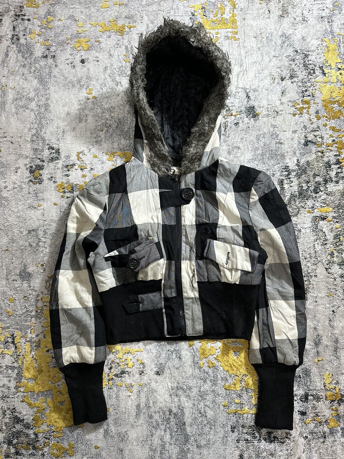 Japanese Brand LGB STYLE CRAZY CROPPED FUR HOODIE ZIP TARTAN JACKET Size S / US 4 / IT 40 - 2 Thumbnail