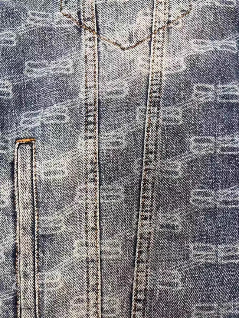 Balenciaga Balenciaga Full Print Logo Single-Breasted Denim Jacket Size US M / EU 48-50 / 2 - 3 Thumbnail