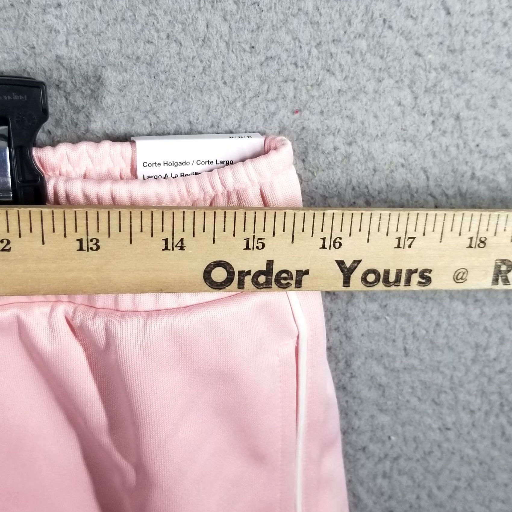 Nike Nike Club Shorts Pink Men Medium Loose Fit DX0733-686 Size US 31 - 7 Thumbnail