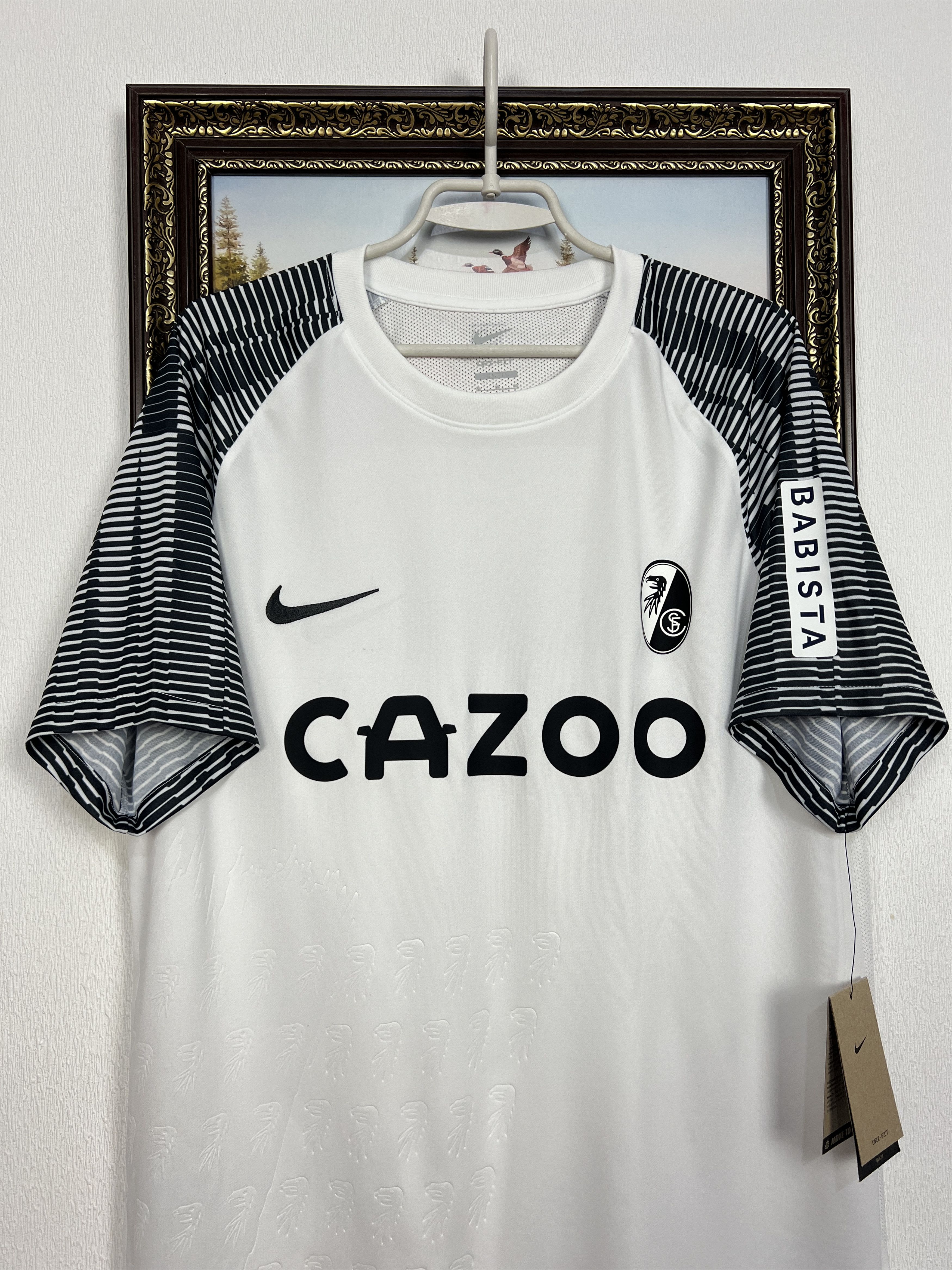 Nike Freiburg Third football shirt 2023 Soccer Nike Jersey Trikot Size US XL / EU 56 / 4 - 2 Thumbnail